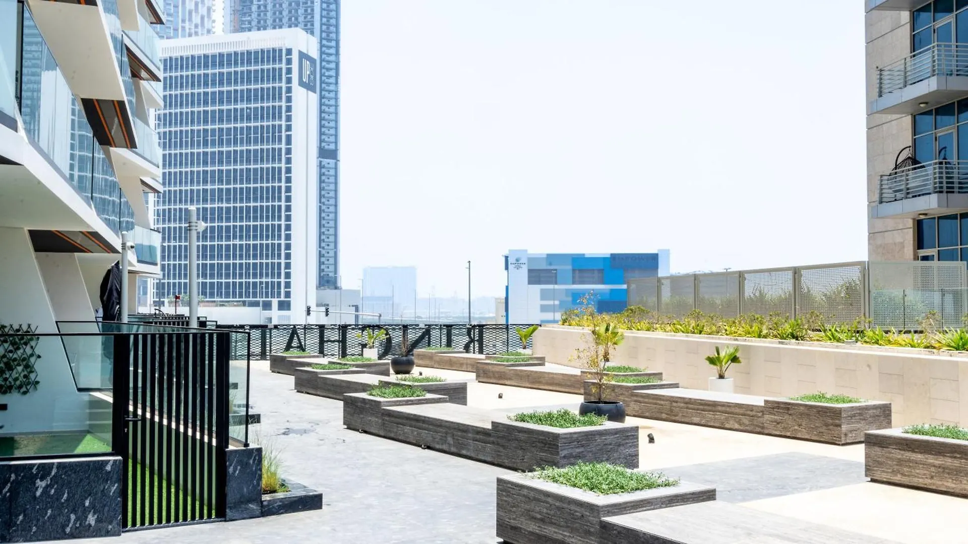 Keyrock Living - Binghatti Canal Luxury Haven Dubai Forenede Arabiske Emirater