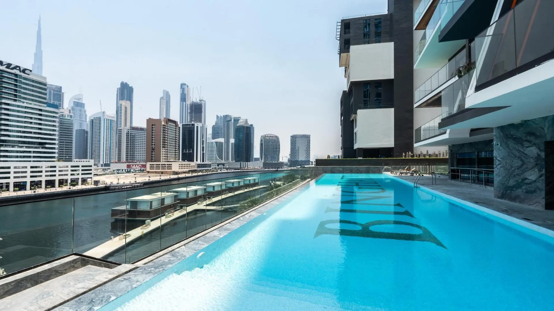 Keyrock Living - Binghatti Canal Luxury Haven Dubai 0*,