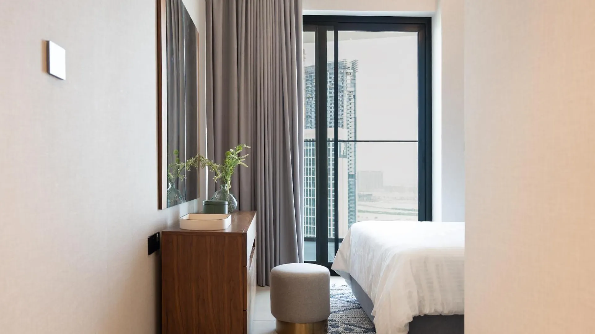 Apartment Keyrock Living - Binghatti Canal Luxury Haven Dubai United Arab Emirates